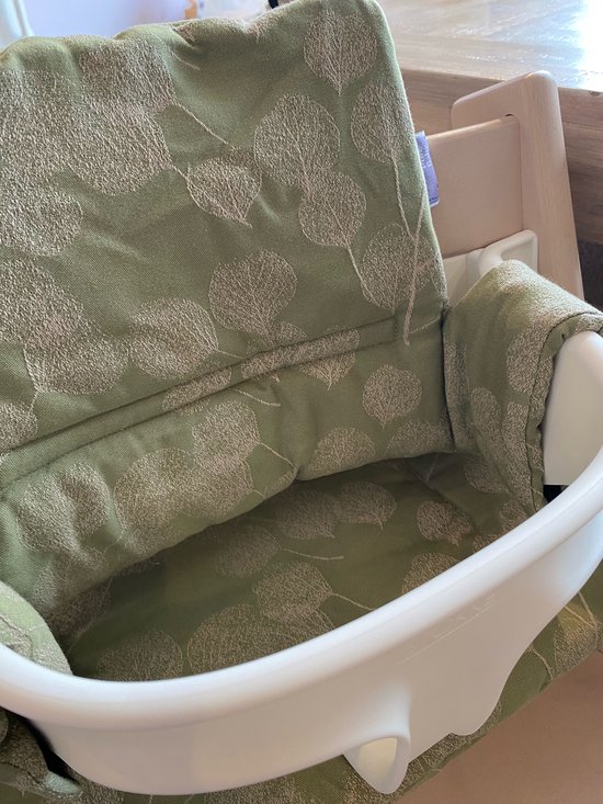 Tripp Trapp zitkussen - verkleinkussen - kussen - baby insert - Pure Baby Love - jasmijn groen met blaadjes van T