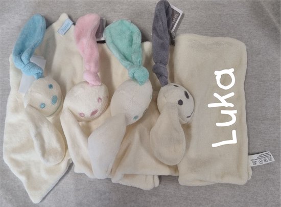 Tutlap met naam geborduurd van Merkloos