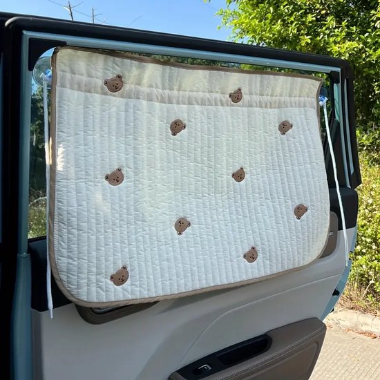 Ultiluxe® Auto zonnescherm met beertjes - Beige/bruin - Bruine rand - Zon licht bescherming - Met trekkoord en zuignappen - Kinderen en baby's - UV protectie - Zonwering voor zijruit - Zonwerend - Verduisteringsgordijn - Schaduwdoek van Merkloos