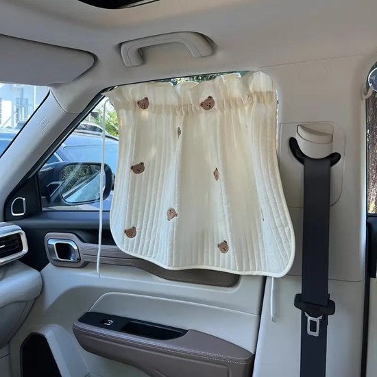 Ultiluxe® Auto zonnescherm met beertjes - Beige/bruin - Witte rand - Zon licht bescherming - Met trekkoord en zuignappen - Kinderen en baby's - UV protectie - Zonwering voor zijruit - Zonwerend - Verduisteringsgordijn - Schaduwdoek van Merkloos