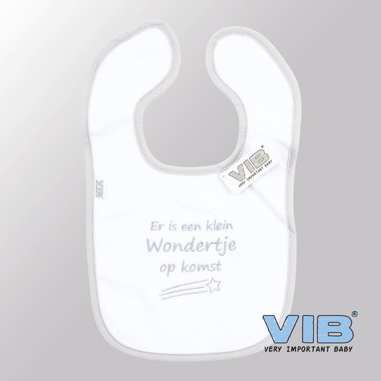 VIB® - Slabbetje Luxe velours - Er is een klein wondertje op komst (Wit-Grijs) - Babykleertjes - Slabbetjes - zwangerschap aankondiging - baby aankondiging van VIB®