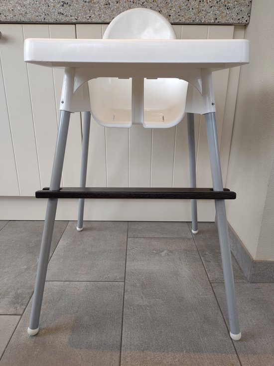 Voetensteun zwart voor IKEA ANTILOP kinderstoel - 100% hergebruikt eikenhout van Daniels Kids Design
