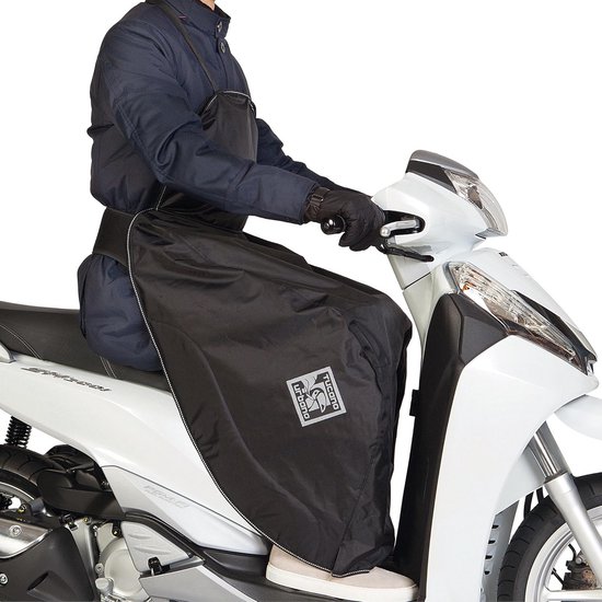 Waterdichte Voetenzak voor Scooter met Antiflysysteem - Zwart van Merkloos
