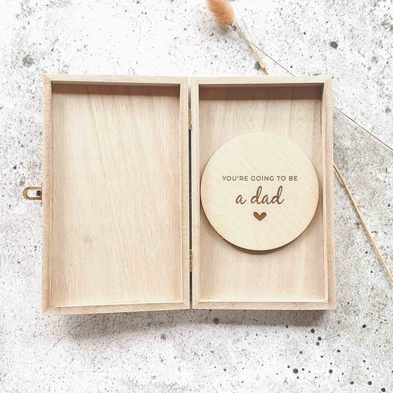 You're going to be a dad - pregnancy announcement box - aankondigingsdoosje met cirkel van Noah teksten.