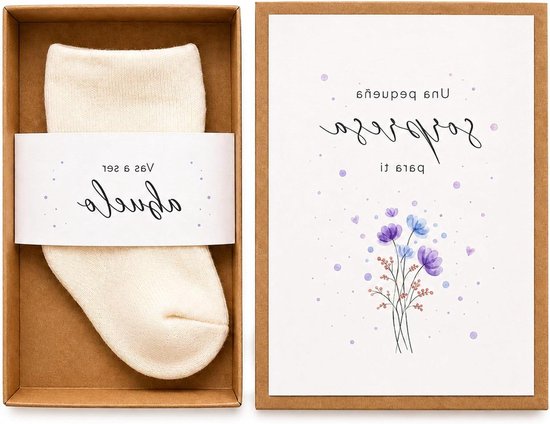 Zwangerschapsaankondiging geschenkdoos - Cadeau zwangerschap opa - Aankondigen baby - Met babysokken en kaart